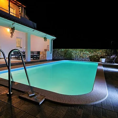 Villa Anas Lagoon House With Pool At Azure Mali Drvenik