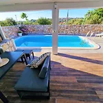 Villa Anas Lagoon House With Pool At Azure