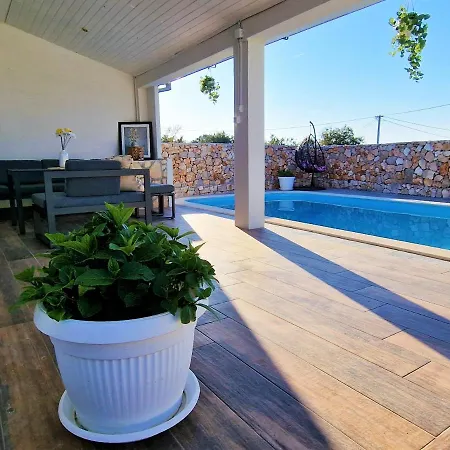 Anas Lagoon House With Pool At Azure Mali Drvenik